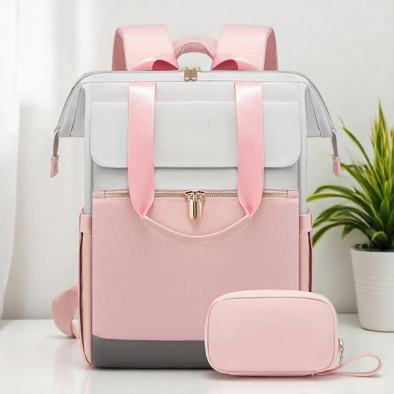 Duffel bag made of waterproof Oxford fabric