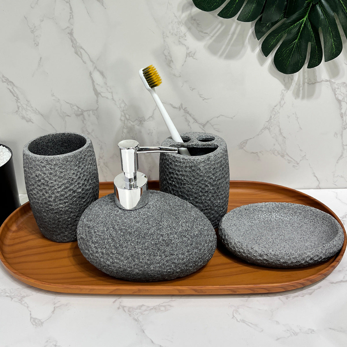 European Style Resin Bathroom Accessory Set