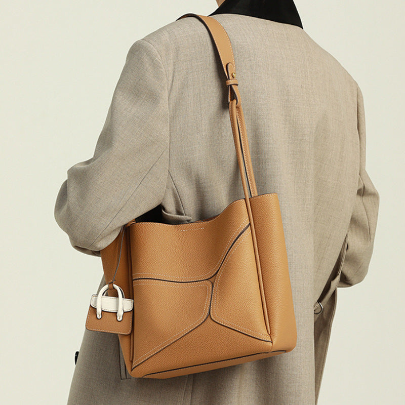 Large Capacity Crossbody Cowhide Tote Bag for Women