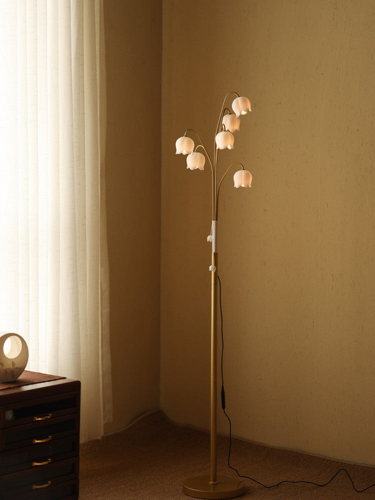 Lily of the Valley Floor Lamp with Remote Control